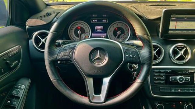 M-BENZ賓士 A200  第8張相片