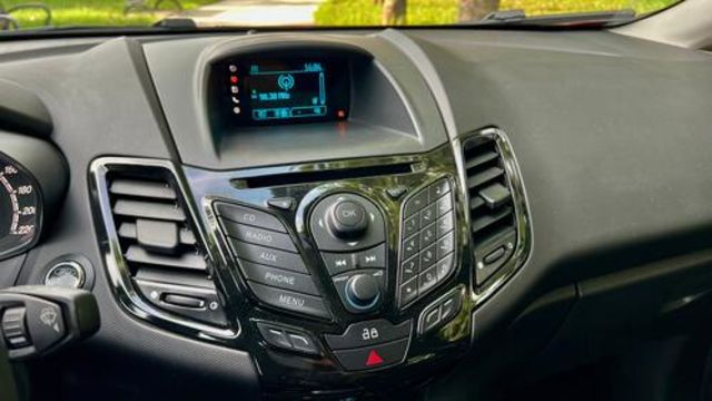 FORD福特 FIESTA  第8張相片