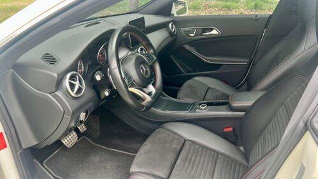 M-BENZ賓士 CLA250 SHOOTING BRAKE  第4張相片