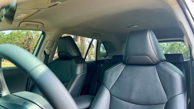 TOYOTA豐田 RAV4  第3張相片
