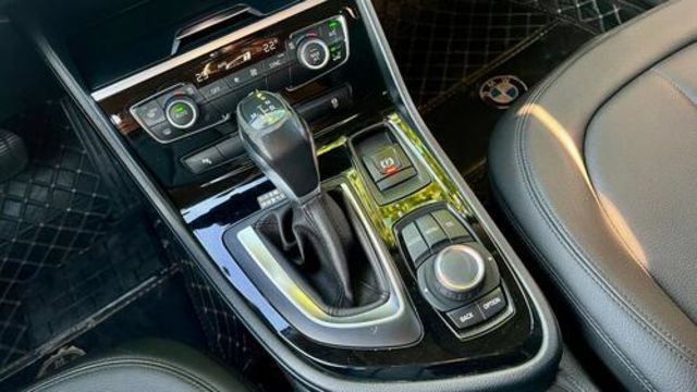BMW寶馬 218I  第8張相片