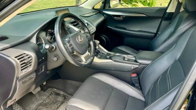 LEXUS凌志 NX200T  第4張相片