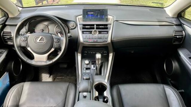 LEXUS凌志 NX200T  第6張相片
