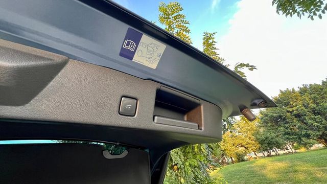 FORD福特 KUGA  第13張相片