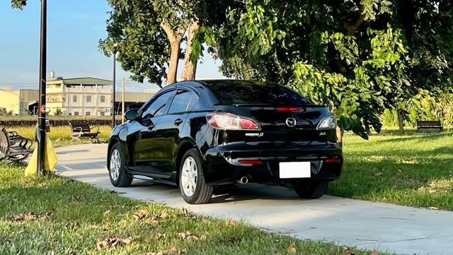 MAZDA馬自達 MAZDA 3  第2張相片