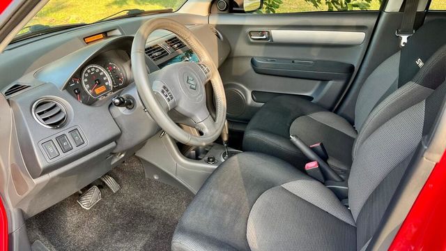 SUZUKI鈴木 SWIFT  第4張相片