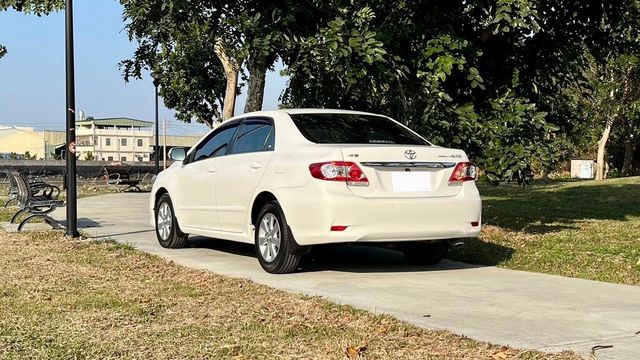 TOYOTA豐田 ALTIS  第2張相片