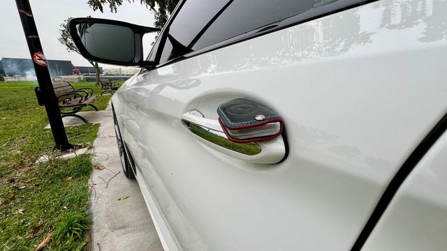 BMW寶馬 520D  第8張相片