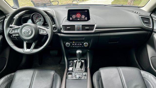 MAZDA馬自達 MAZDA 3  第11張相片