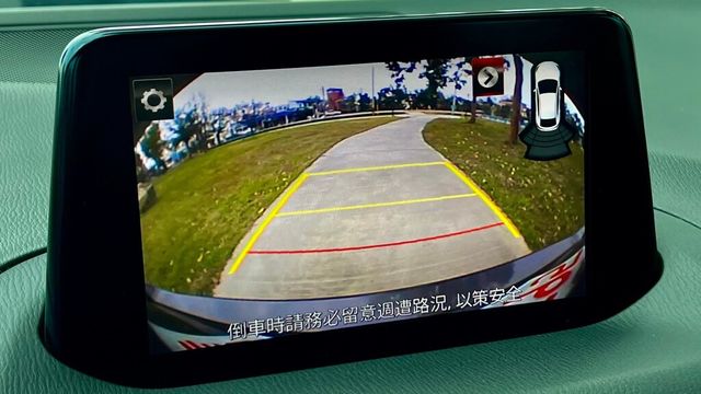 MAZDA馬自達 MAZDA 3  第25張相片