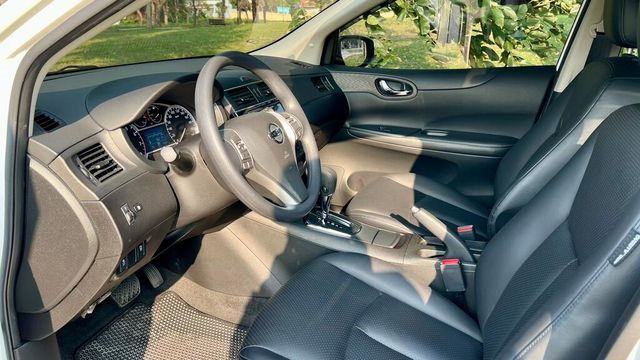 NISSAN日產 TIIDA  第7張相片