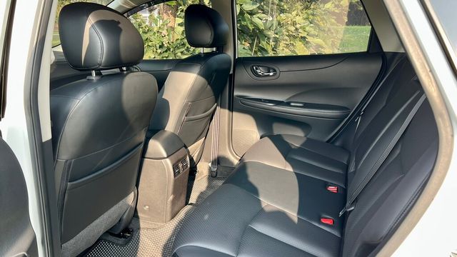 NISSAN日產 TIIDA  第9張相片