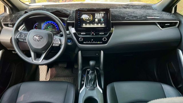 TOYOTA豐田 COROLLA CROSS HYBRID  第11張相片