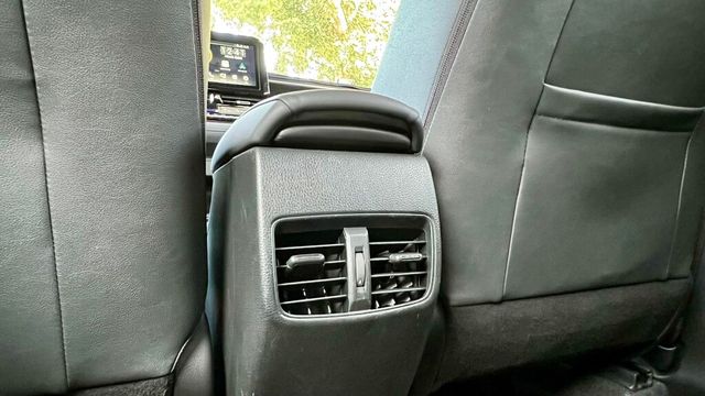 TOYOTA豐田 COROLLA CROSS HYBRID  第13張相片