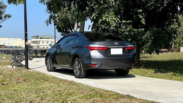 TOYOTA豐田 ALTIS  第3張相片