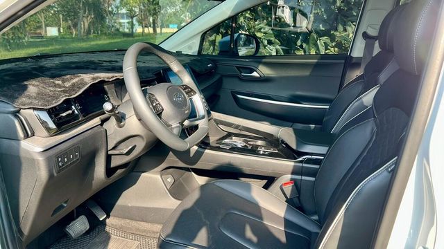 HYUNDAI現代 CUSTIN  第4張相片