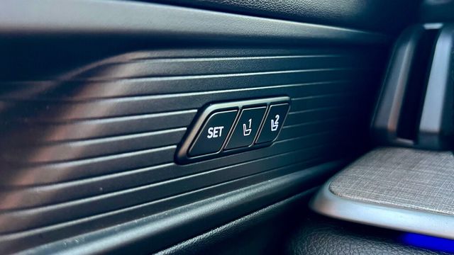 HYUNDAI現代 CUSTIN  第10張相片