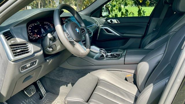BMW寶馬 X6 XDRIVE40I  第4張相片