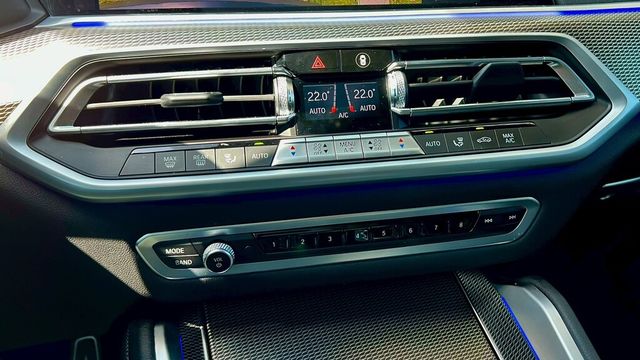 BMW寶馬 X6 XDRIVE40I  第8張相片