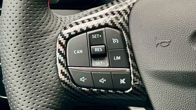 FORD福特 FOCUS ST  第8張相片