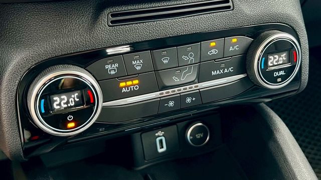 FORD福特 FOCUS ST  第12張相片