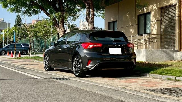 FORD福特 FOCUS ST  第2張相片