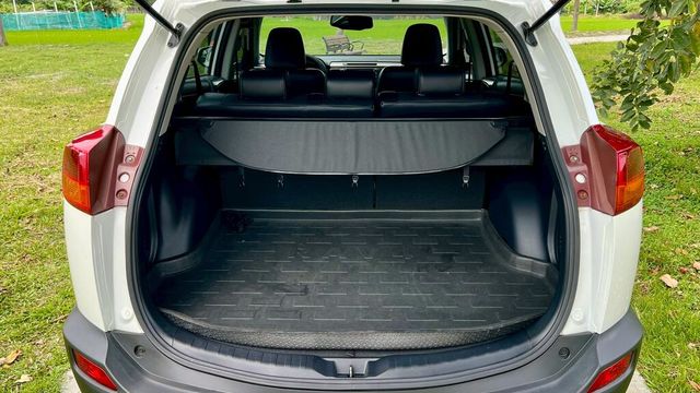 TOYOTA豐田 RAV4  第11張相片
