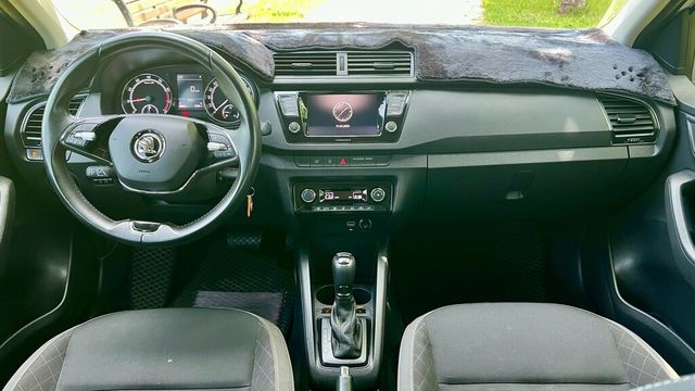 SKODA司科達 FABIA  第6張相片