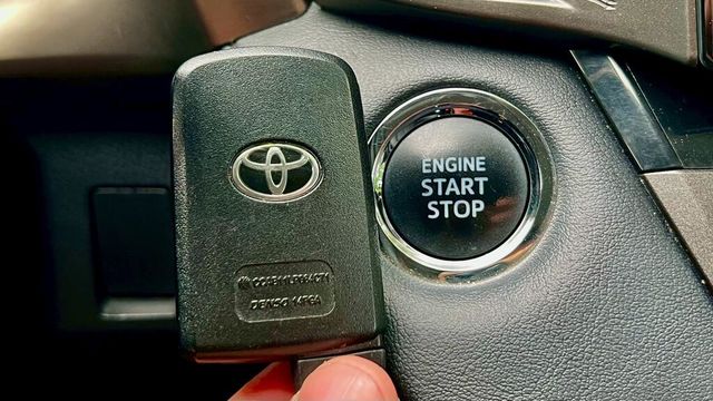 TOYOTA豐田 RAV4  第10張相片