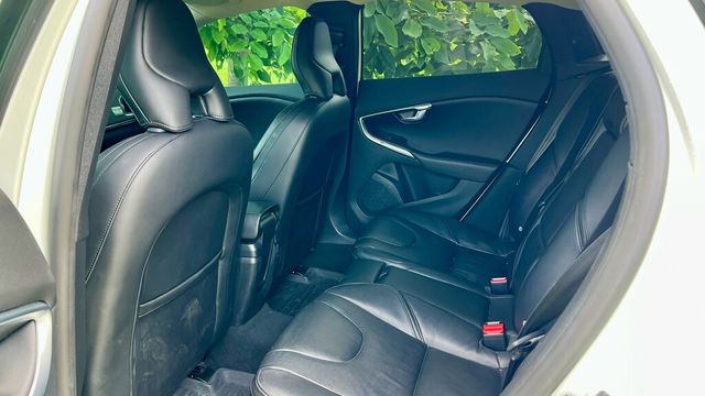 VOLVO富豪 V40  第5張相片