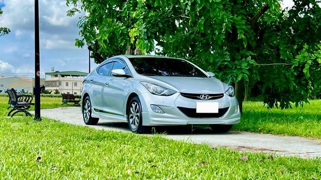 HYUNDAI現代 ELANTRA  第1張相片
