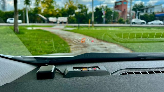 HYUNDAI現代 ELANTRA  第8張相片