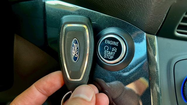 FORD福特 KUGA  第11張相片