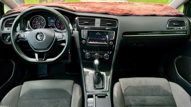 VOLKSWAGEN福斯 GOLF  第6張相片