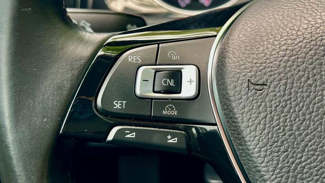 VOLKSWAGEN福斯 GOLF  第8張相片
