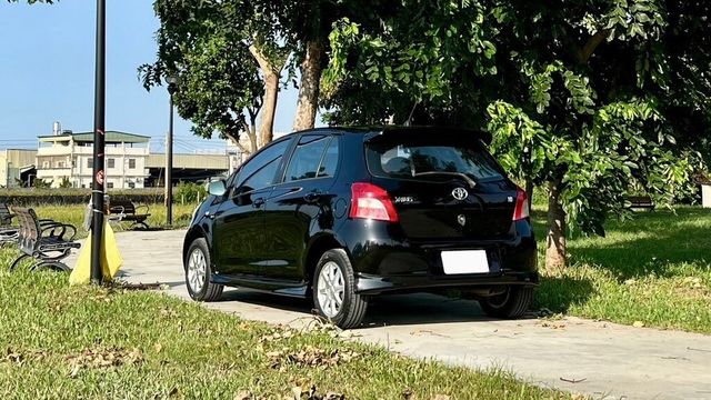 TOYOTA豐田 YARIS  第2張相片