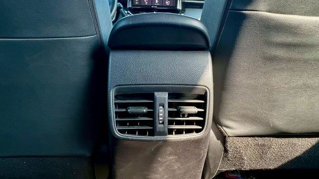 TOYOTA豐田 ALTIS  第6張相片