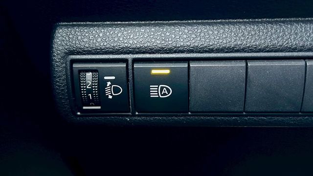 TOYOTA豐田 ALTIS  第8張相片