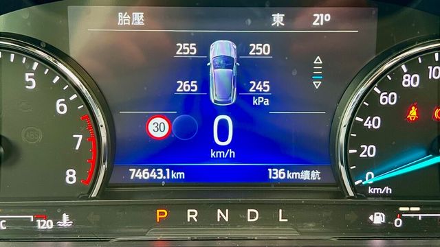 FORD福特 KUGA  第17張相片