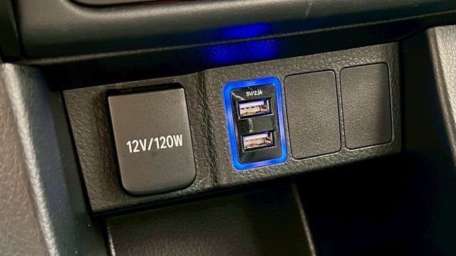 TOYOTA豐田 ALTIS  第8張相片