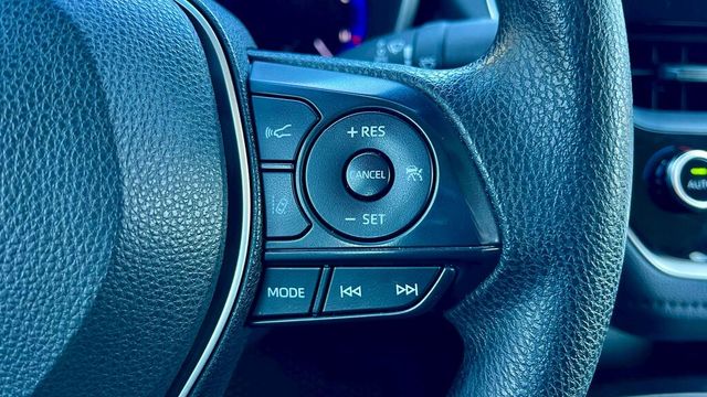 TOYOTA豐田 COROLLA ALTIS HYBRID  第7張相片