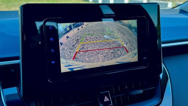 TOYOTA豐田 COROLLA ALTIS HYBRID  第14張相片