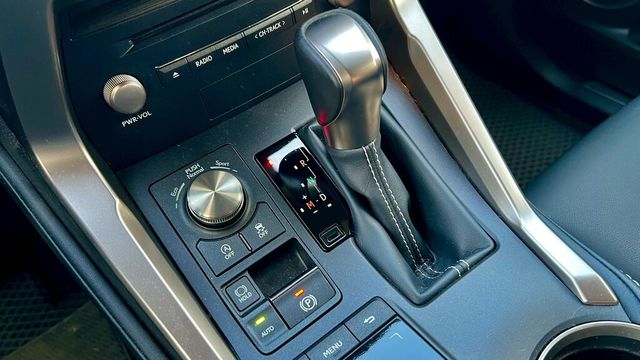 LEXUS凌志 NX200  第6張相片