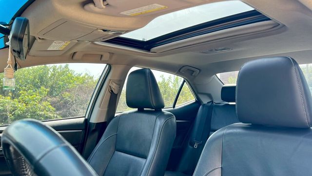 TOYOTA豐田 ALTIS  第2張相片