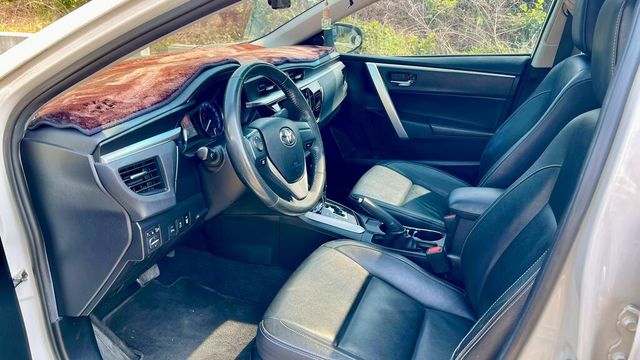 TOYOTA豐田 ALTIS  第3張相片