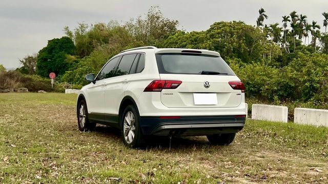 VOLKSWAGEN福斯 TIGUAN  第2張相片