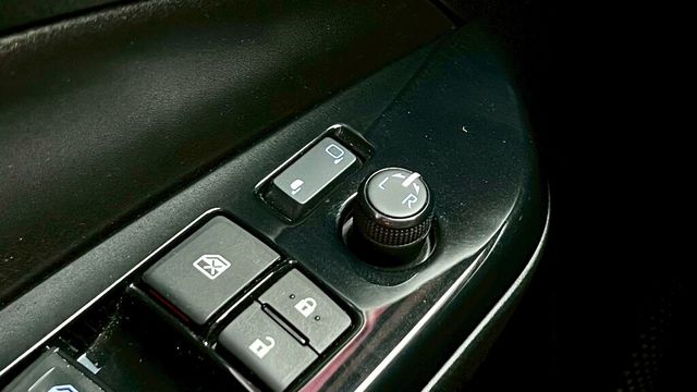 TOYOTA豐田 YARIS  第9張相片