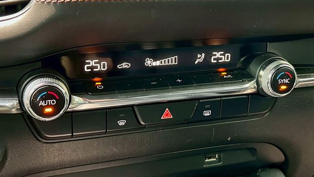 MAZDA馬自達 MAZDA 3  第8張相片