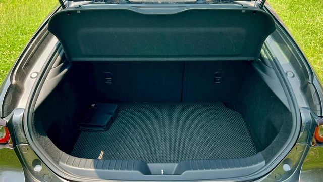 MAZDA馬自達 MAZDA 3  第15張相片