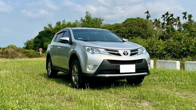 TOYOTA豐田 RAV4  第1張相片